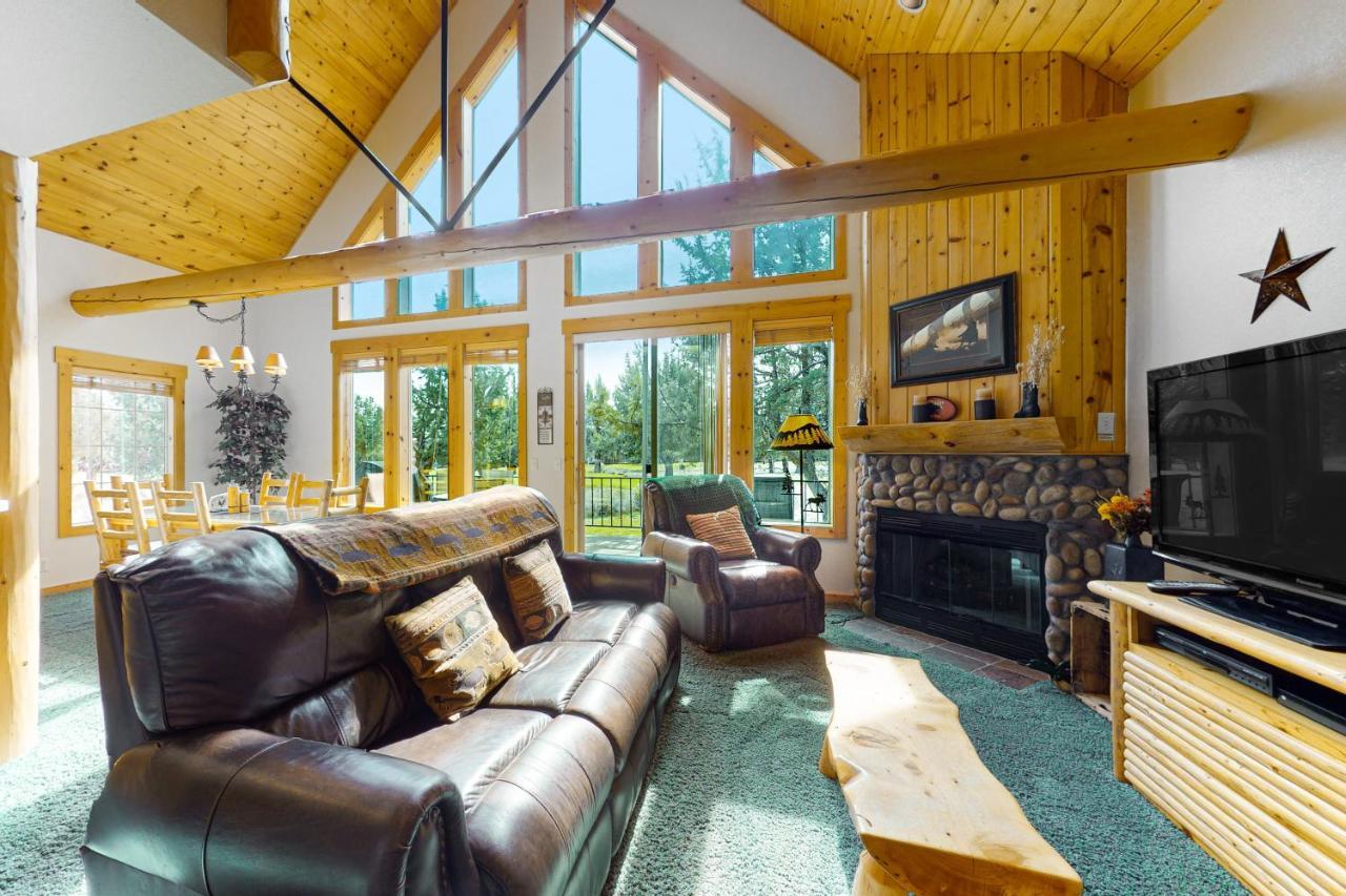 Cinnamon Teal Chalet Redmond Buitenkant foto